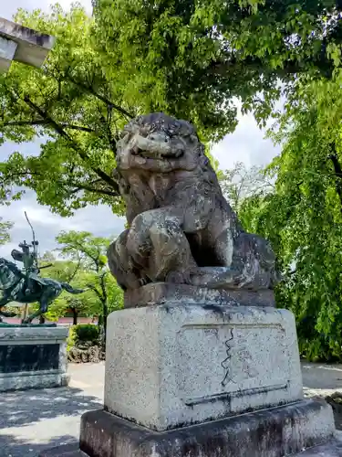 富士山本宮浅間大社の狛犬