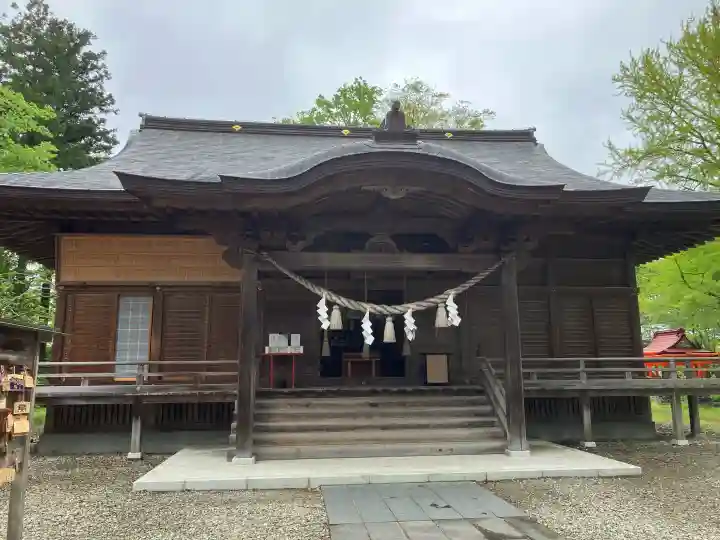 八幡秋田神社の{uncategorized: "未分類", other: "その他", undefined: "問題あり", building: "その他建物", grave: "お墓", sacred_gate: "鳥居", guardian: "狛犬", statue: "像", buddha: "仏像", history: "歴史", nature: "自然", garden: "庭園", animal: "動物", pagoda: "塔", temizu: "手水舎", mountain_gate: "山門・神門", sanctuary: "本殿・本堂", subordinate: "末社・摂社", art: "芸術", scenery: "景色", jizo: "地蔵", ema: "絵馬", goshuin: "御朱印", omikuji: "おみくじ", items: "授与品その他", amulet: "お守り", goshuincho: "御朱印帳", eats: "食事", festival: "お祭り", votive_dance: "神楽", shichigosan: "七五三参", wedding: "結婚式", experience: "体験その他", initially: "初詣", around: "周辺", anti_infection: "感染症対策"}
