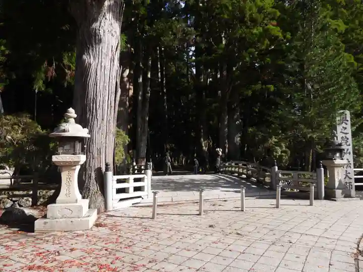 高野山金剛峯寺奥の院(和歌山県)