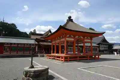 美濃國一宮　南宮大社の本殿・本堂