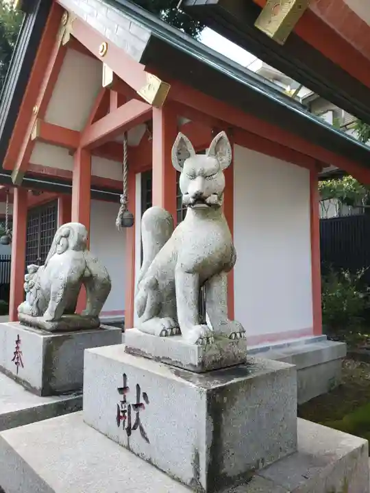 御嶽榛名稲荷(東京都)