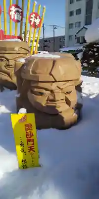 旭川銀座弁天神社の像