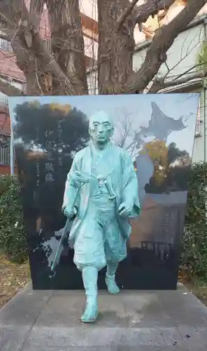 富岡八幡宮の像