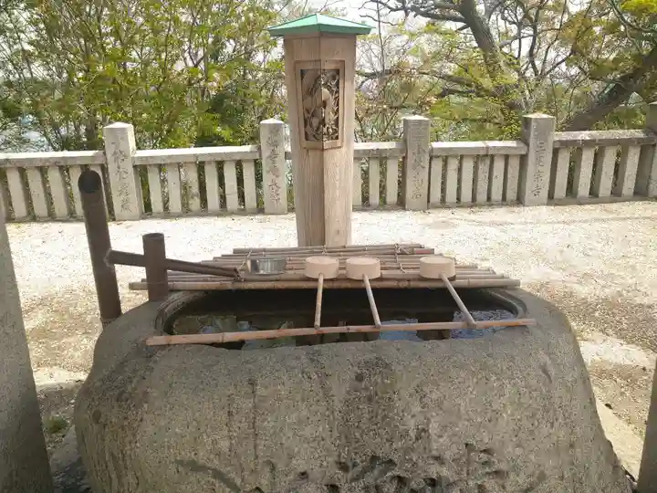 柏島神社の手水舎