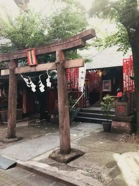 千代田稲荷神社(東京都)