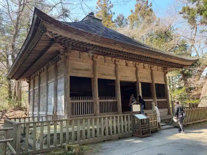 金色堂旧覆堂の{uncategorized: "未分類", other: "その他", undefined: "問題あり", building: "その他建物", grave: "お墓", sacred_gate: "鳥居", guardian: "狛犬", statue: "像", buddha: "仏像", history: "歴史", nature: "自然", garden: "庭園", animal: "動物", pagoda: "塔", temizu: "手水舎", mountain_gate: "山門・神門", sanctuary: "本殿・本堂", subordinate: "末社・摂社", art: "芸術", scenery: "景色", jizo: "地蔵", ema: "絵馬", goshuin: "御朱印", omikuji: "おみくじ", items: "授与品その他", amulet: "お守り", goshuincho: "御朱印帳", eats: "食事", festival: "お祭り", votive_dance: "神楽", shichigosan: "七五三参", wedding: "結婚式", experience: "体験その他", initially: "初詣", around: "周辺", anti_infection: "感染症対策"}