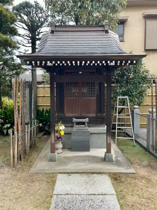 極楽寺の{uncategorized: "未分類", other: "その他", undefined: "問題あり", building: "その他建物", grave: "お墓", sacred_gate: "鳥居", guardian: "狛犬", statue: "像", buddha: "仏像", history: "歴史", nature: "自然", garden: "庭園", animal: "動物", pagoda: "塔", temizu: "手水舎", mountain_gate: "山門・神門", sanctuary: "本殿・本堂", subordinate: "末社・摂社", art: "芸術", scenery: "景色", jizo: "地蔵", ema: "絵馬", goshuin: "御朱印", omikuji: "おみくじ", items: "授与品その他", amulet: "お守り", goshuincho: "御朱印帳", eats: "食事", festival: "お祭り", votive_dance: "神楽", shichigosan: "七五三参", wedding: "結婚式", experience: "体験その他", initially: "初詣", around: "周辺", anti_infection: "感染症対策"}