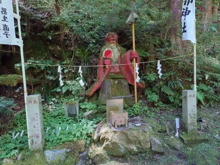 大嶽山那賀都神社(山梨県)