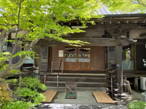 善福寺の{uncategorized: "未分類", other: "その他", undefined: "問題あり", building: "その他建物", grave: "お墓", sacred_gate: "鳥居", guardian: "狛犬", statue: "像", buddha: "仏像", history: "歴史", nature: "自然", garden: "庭園", animal: "動物", pagoda: "塔", temizu: "手水舎", mountain_gate: "山門・神門", sanctuary: "本殿・本堂", subordinate: "末社・摂社", art: "芸術", scenery: "景色", jizo: "地蔵", ema: "絵馬", goshuin: "御朱印", omikuji: "おみくじ", items: "授与品その他", amulet: "お守り", goshuincho: "御朱印帳", eats: "食事", festival: "お祭り", votive_dance: "神楽", shichigosan: "七五三参", wedding: "結婚式", experience: "体験その他", initially: "初詣", around: "周辺", anti_infection: "感染症対策"}