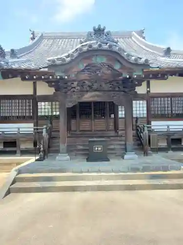 佛母寺の本殿・本堂