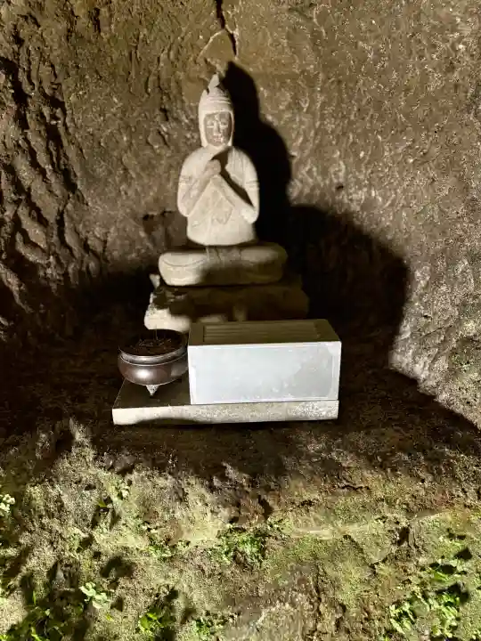 妙圓寺の{uncategorized: "未分類", other: "その他", undefined: "問題あり", building: "その他建物", grave: "お墓", sacred_gate: "鳥居", guardian: "狛犬", statue: "像", buddha: "仏像", history: "歴史", nature: "自然", garden: "庭園", animal: "動物", pagoda: "塔", temizu: "手水舎", mountain_gate: "山門・神門", sanctuary: "本殿・本堂", subordinate: "末社・摂社", art: "芸術", scenery: "景色", jizo: "地蔵", ema: "絵馬", goshuin: "御朱印", omikuji: "おみくじ", items: "授与品その他", amulet: "お守り", goshuincho: "御朱印帳", eats: "食事", festival: "お祭り", votive_dance: "神楽", shichigosan: "七五三参", wedding: "結婚式", experience: "体験その他", initially: "初詣", around: "周辺", anti_infection: "感染症対策"}