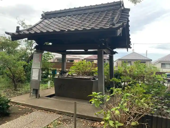 篠原八幡神社の手水舎