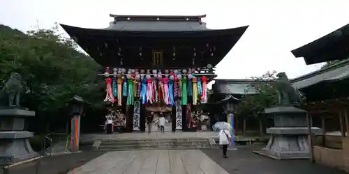 宮地嶽神社の山門・神門