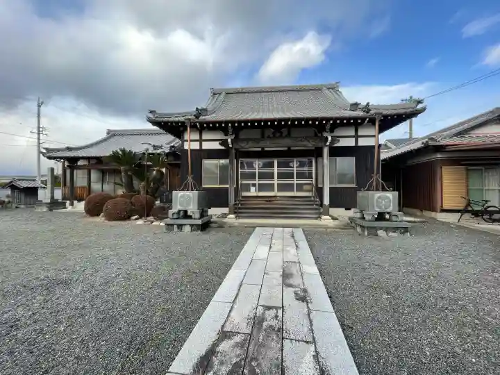 常念寺の{uncategorized: "未分類", other: "その他", undefined: "問題あり", building: "その他建物", grave: "お墓", sacred_gate: "鳥居", guardian: "狛犬", statue: "像", buddha: "仏像", history: "歴史", nature: "自然", garden: "庭園", animal: "動物", pagoda: "塔", temizu: "手水舎", mountain_gate: "山門・神門", sanctuary: "本殿・本堂", subordinate: "末社・摂社", art: "芸術", scenery: "景色", jizo: "地蔵", ema: "絵馬", goshuin: "御朱印", omikuji: "おみくじ", items: "授与品その他", amulet: "お守り", goshuincho: "御朱印帳", eats: "食事", festival: "お祭り", votive_dance: "神楽", shichigosan: "七五三参", wedding: "結婚式", experience: "体験その他", initially: "初詣", around: "周辺", anti_infection: "感染症対策"}