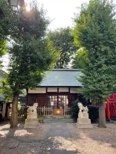 諏訪神社の本殿・本堂