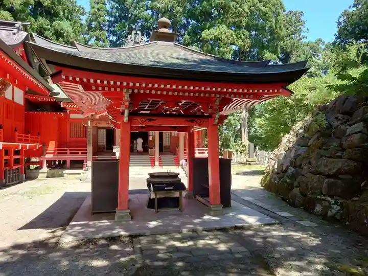 出羽神社(出羽三山神社)~三神合祭殿~(山形県)