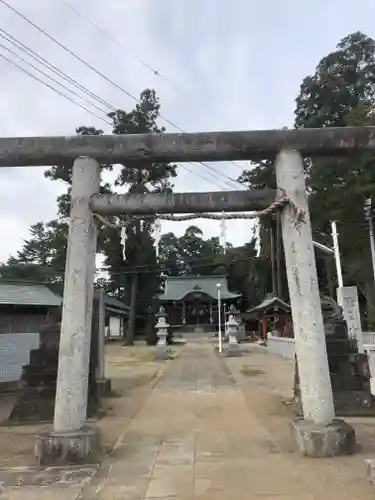 岩井八坂神社の鳥居