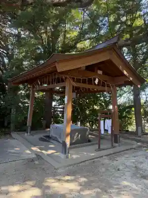 菊池神社の{uncategorized: "未分類", other: "その他", undefined: "問題あり", building: "その他建物", grave: "お墓", sacred_gate: "鳥居", guardian: "狛犬", statue: "像", buddha: "仏像", history: "歴史", nature: "自然", garden: "庭園", animal: "動物", pagoda: "塔", temizu: "手水舎", mountain_gate: "山門・神門", sanctuary: "本殿・本堂", subordinate: "末社・摂社", art: "芸術", scenery: "景色", jizo: "地蔵", ema: "絵馬", goshuin: "御朱印", omikuji: "おみくじ", items: "授与品その他", amulet: "お守り", goshuincho: "御朱印帳", eats: "食事", festival: "お祭り", votive_dance: "神楽", shichigosan: "七五三参", wedding: "結婚式", experience: "体験その他", initially: "初詣", around: "周辺", anti_infection: "感染症対策"}