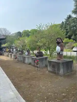 茂林寺の像