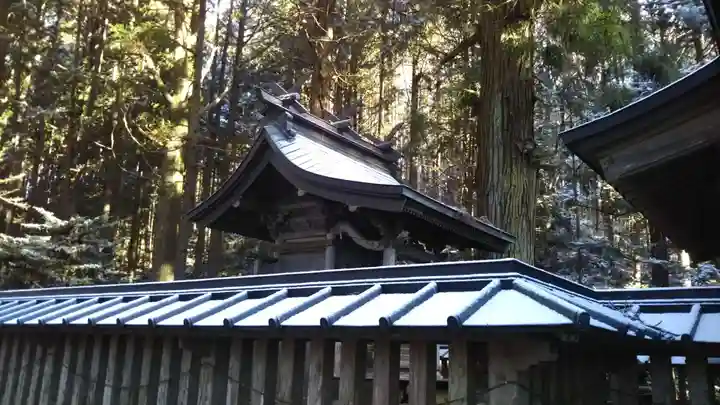 境神社の本殿・本堂