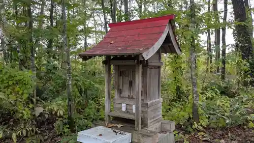 元札内神社の本殿・本堂