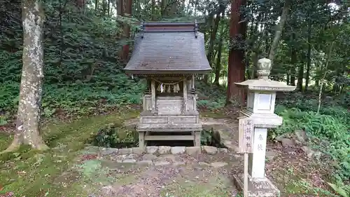 粟鹿神社の末社・摂社