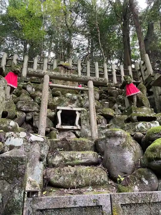 伏見稲荷大社 御膳谷奉拝所(京都府)