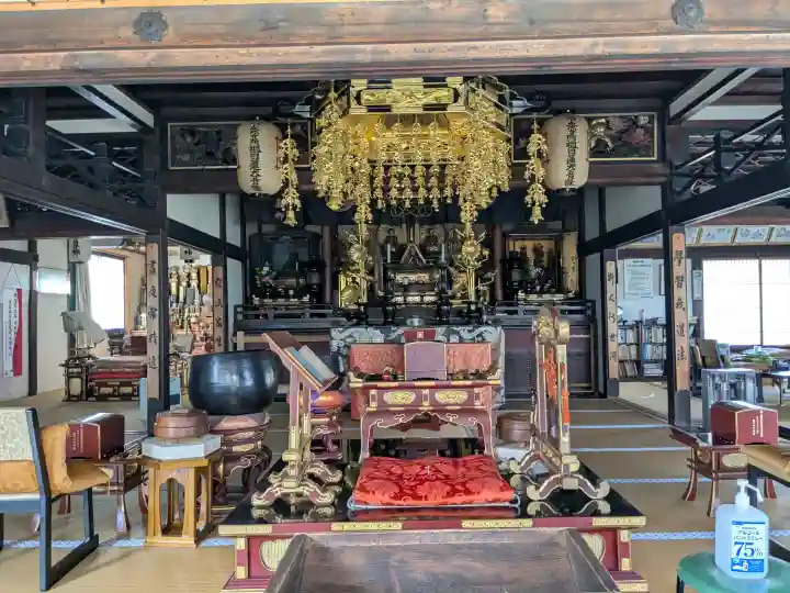 専養寺の{uncategorized: "未分類", other: "その他", undefined: "問題あり", building: "その他建物", grave: "お墓", sacred_gate: "鳥居", guardian: "狛犬", statue: "像", buddha: "仏像", history: "歴史", nature: "自然", garden: "庭園", animal: "動物", pagoda: "塔", temizu: "手水舎", mountain_gate: "山門・神門", sanctuary: "本殿・本堂", subordinate: "末社・摂社", art: "芸術", scenery: "景色", jizo: "地蔵", ema: "絵馬", goshuin: "御朱印", omikuji: "おみくじ", items: "授与品その他", amulet: "お守り", goshuincho: "御朱印帳", eats: "食事", festival: "お祭り", votive_dance: "神楽", shichigosan: "七五三参", wedding: "結婚式", experience: "体験その他", initially: "初詣", around: "周辺", anti_infection: "感染症対策"}