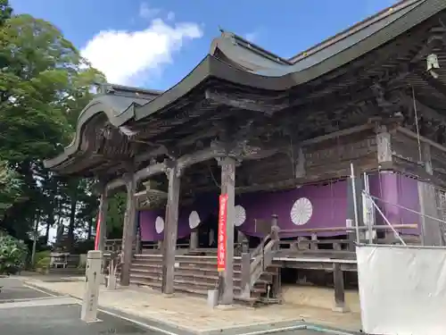 成相寺の本殿・本堂