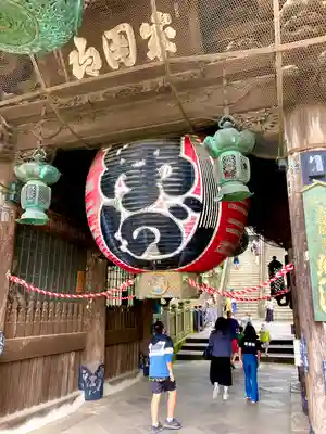 成田山新勝寺の山門・神門