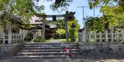 新熊野神社の鳥居