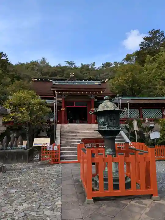 紀州東照宮の{uncategorized: "未分類", other: "その他", undefined: "問題あり", building: "その他建物", grave: "お墓", sacred_gate: "鳥居", guardian: "狛犬", statue: "像", buddha: "仏像", history: "歴史", nature: "自然", garden: "庭園", animal: "動物", pagoda: "塔", temizu: "手水舎", mountain_gate: "山門・神門", sanctuary: "本殿・本堂", subordinate: "末社・摂社", art: "芸術", scenery: "景色", jizo: "地蔵", ema: "絵馬", goshuin: "御朱印", omikuji: "おみくじ", items: "授与品その他", amulet: "お守り", goshuincho: "御朱印帳", eats: "食事", festival: "お祭り", votive_dance: "神楽", shichigosan: "七五三参", wedding: "結婚式", experience: "体験その他", initially: "初詣", around: "周辺", anti_infection: "感染症対策"}