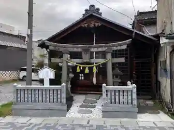 鎮神社の本殿・本堂