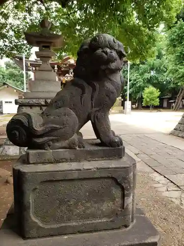 諏訪神社の狛犬