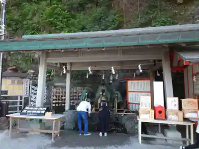 二見興玉神社の手水舎