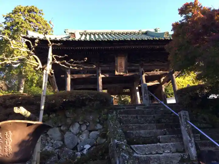 松尾寺の山門・神門