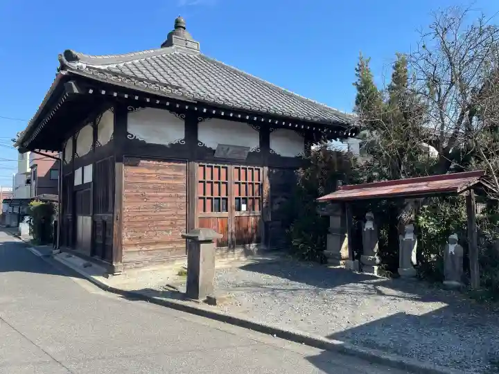 済興寺の{uncategorized: "未分類", other: "その他", undefined: "問題あり", building: "その他建物", grave: "お墓", sacred_gate: "鳥居", guardian: "狛犬", statue: "像", buddha: "仏像", history: "歴史", nature: "自然", garden: "庭園", animal: "動物", pagoda: "塔", temizu: "手水舎", mountain_gate: "山門・神門", sanctuary: "本殿・本堂", subordinate: "末社・摂社", art: "芸術", scenery: "景色", jizo: "地蔵", ema: "絵馬", goshuin: "御朱印", omikuji: "おみくじ", items: "授与品その他", amulet: "お守り", goshuincho: "御朱印帳", eats: "食事", festival: "お祭り", votive_dance: "神楽", shichigosan: "七五三参", wedding: "結婚式", experience: "体験その他", initially: "初詣", around: "周辺", anti_infection: "感染症対策"}