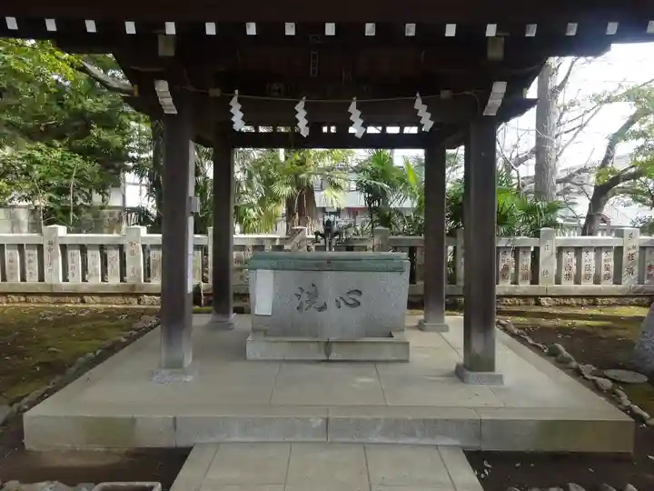 大泉氷川神社の手水舎