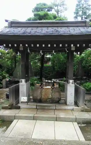 薭田神社の手水舎