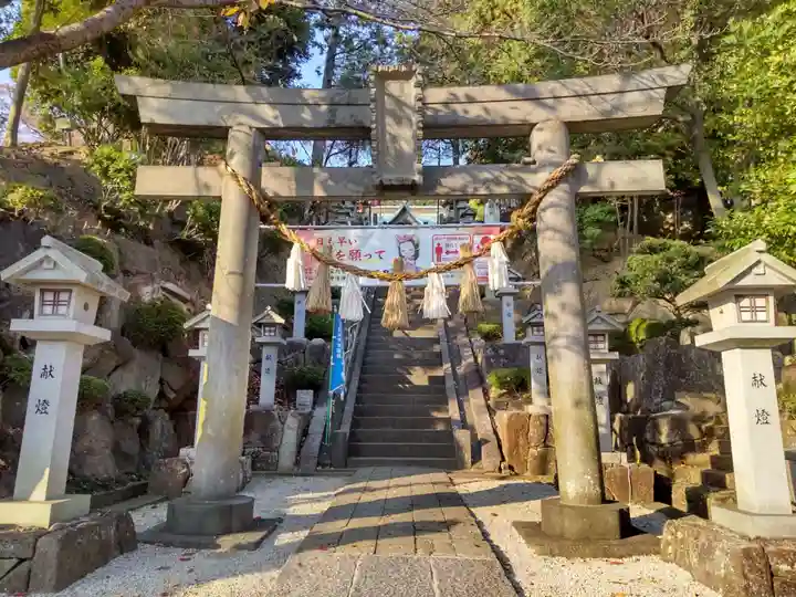 師岡熊野神社の鳥居