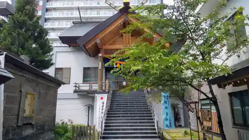 札幌祖霊神社の本殿・本堂