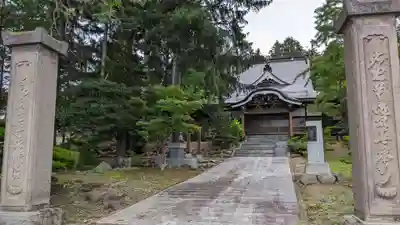 弘照寺の本殿・本堂