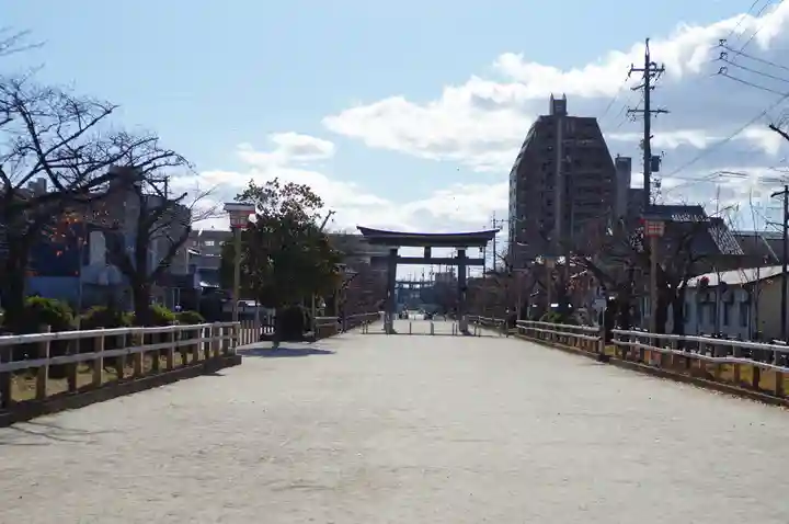 尾張大國霊神社(国府宮)の鳥居
