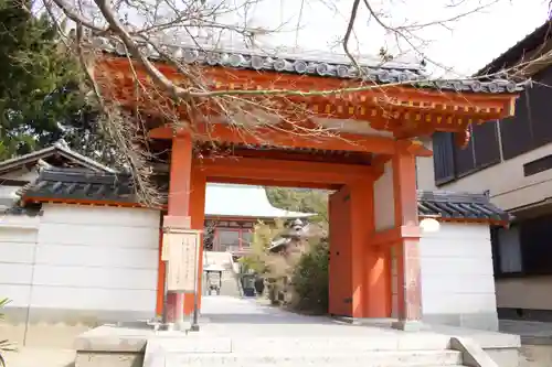 太山寺の山門