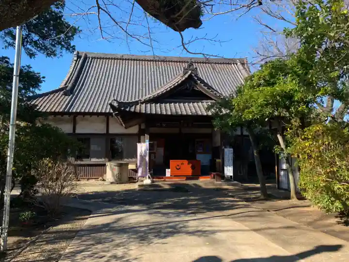 千葉寺の本殿・本堂