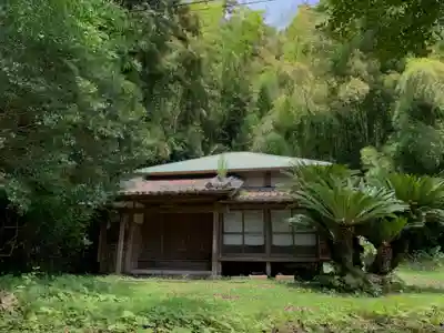 西光寺の本殿・本堂