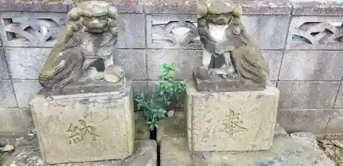 下新田稲荷神社の狛犬