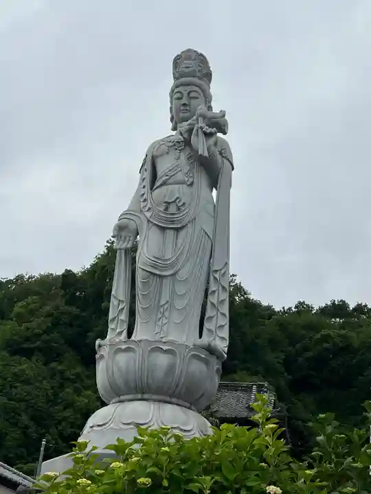 埼玉厄除け開運大師・龍泉寺(切り絵御朱印発祥の寺)(埼玉県)