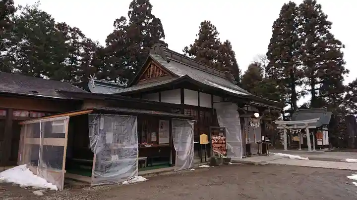 花巻神社の本殿・本堂