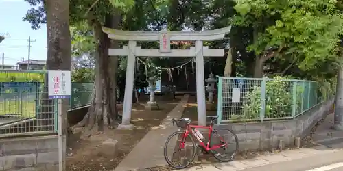 谷地川八幡神社の鳥居